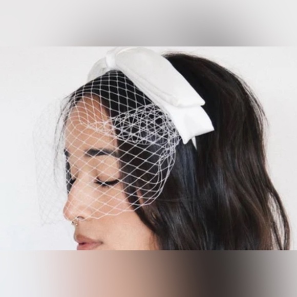 Kristin Ess — Ivory or White veil headband- OUT OF STOCK EVERYWHERE- NWT - Picture 1 of 7